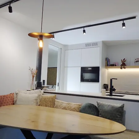 Toplocatie Inclusief Garageplaats In アパート クノック・ヘイスト